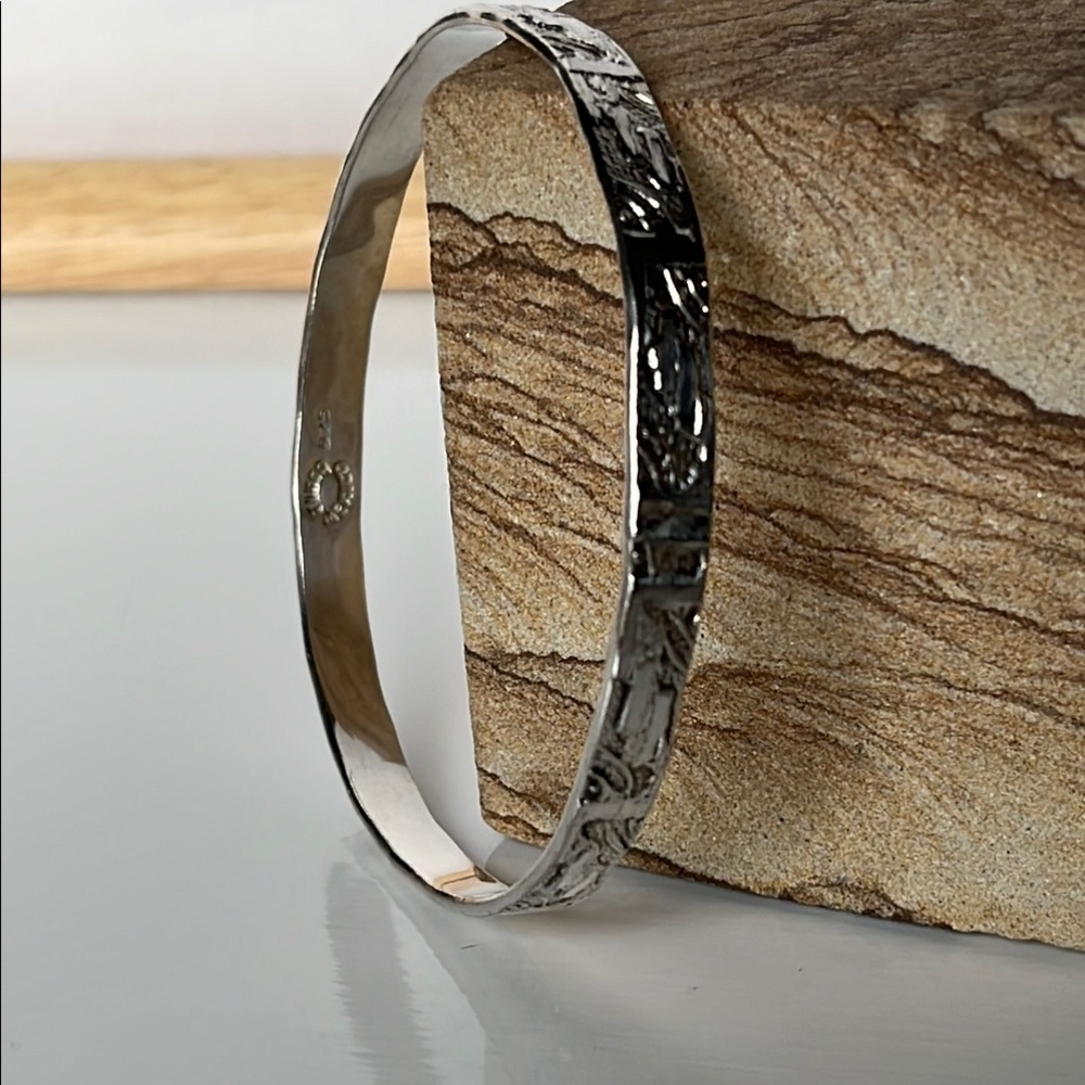 Vintage Taxco Sterling Bangle Bracelet Engraved Silver 925 Mexico Artisan Design